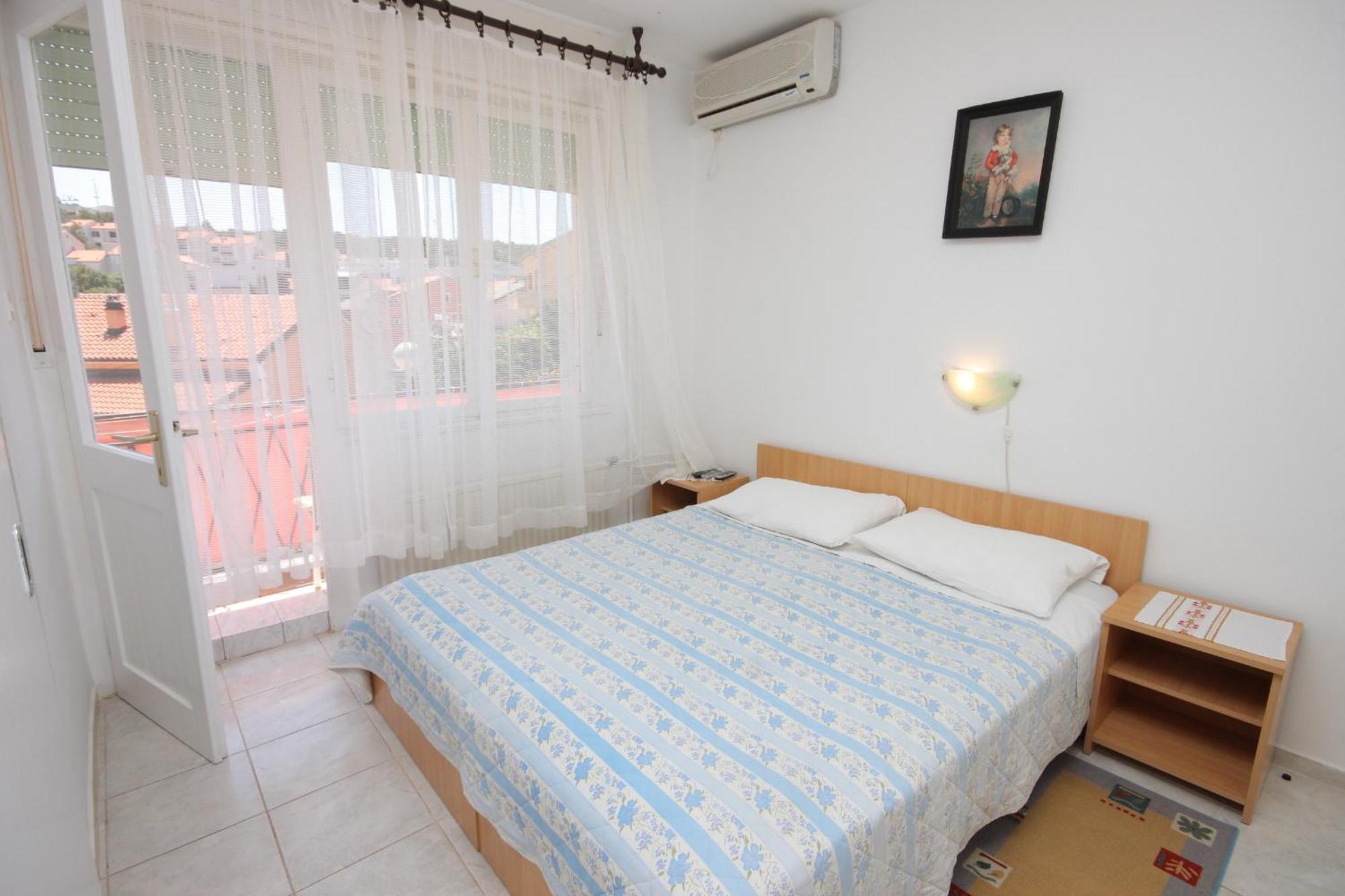Apartments And Rooms With Parking Space Mali Lošinj Kültér fotó