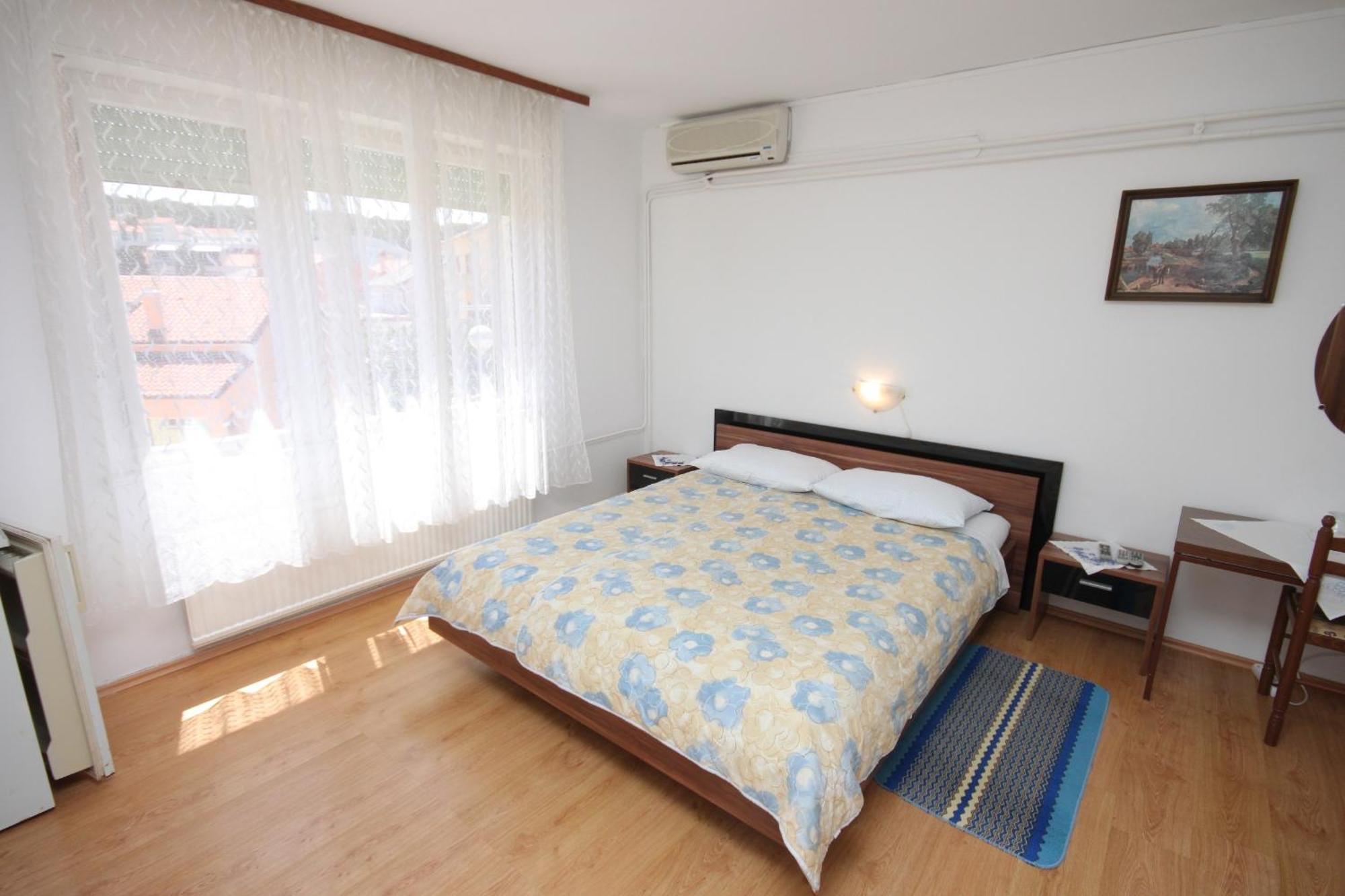 Apartments And Rooms With Parking Space Mali Lošinj Kültér fotó