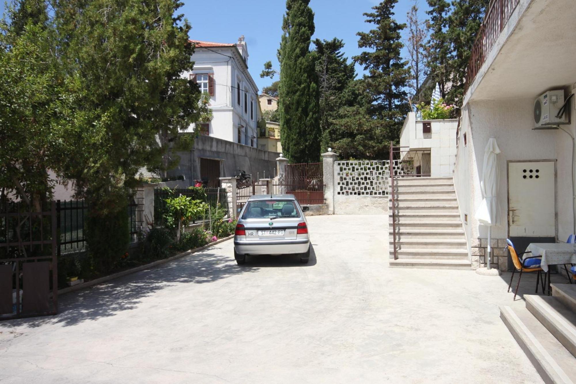 Apartments And Rooms With Parking Space Mali Lošinj Kültér fotó