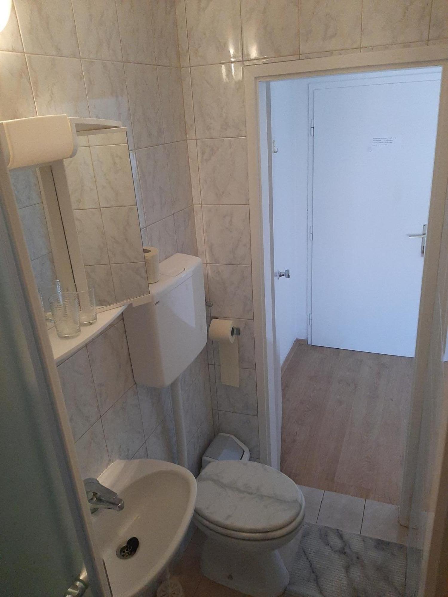 Apartments And Rooms With Parking Space Mali Lošinj Szoba fotó