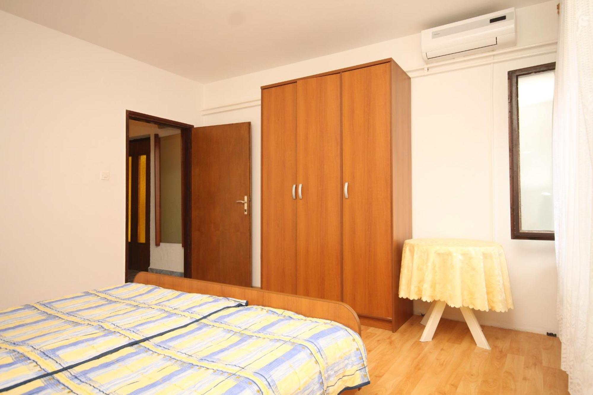 Apartments And Rooms With Parking Space Mali Lošinj Szoba fotó