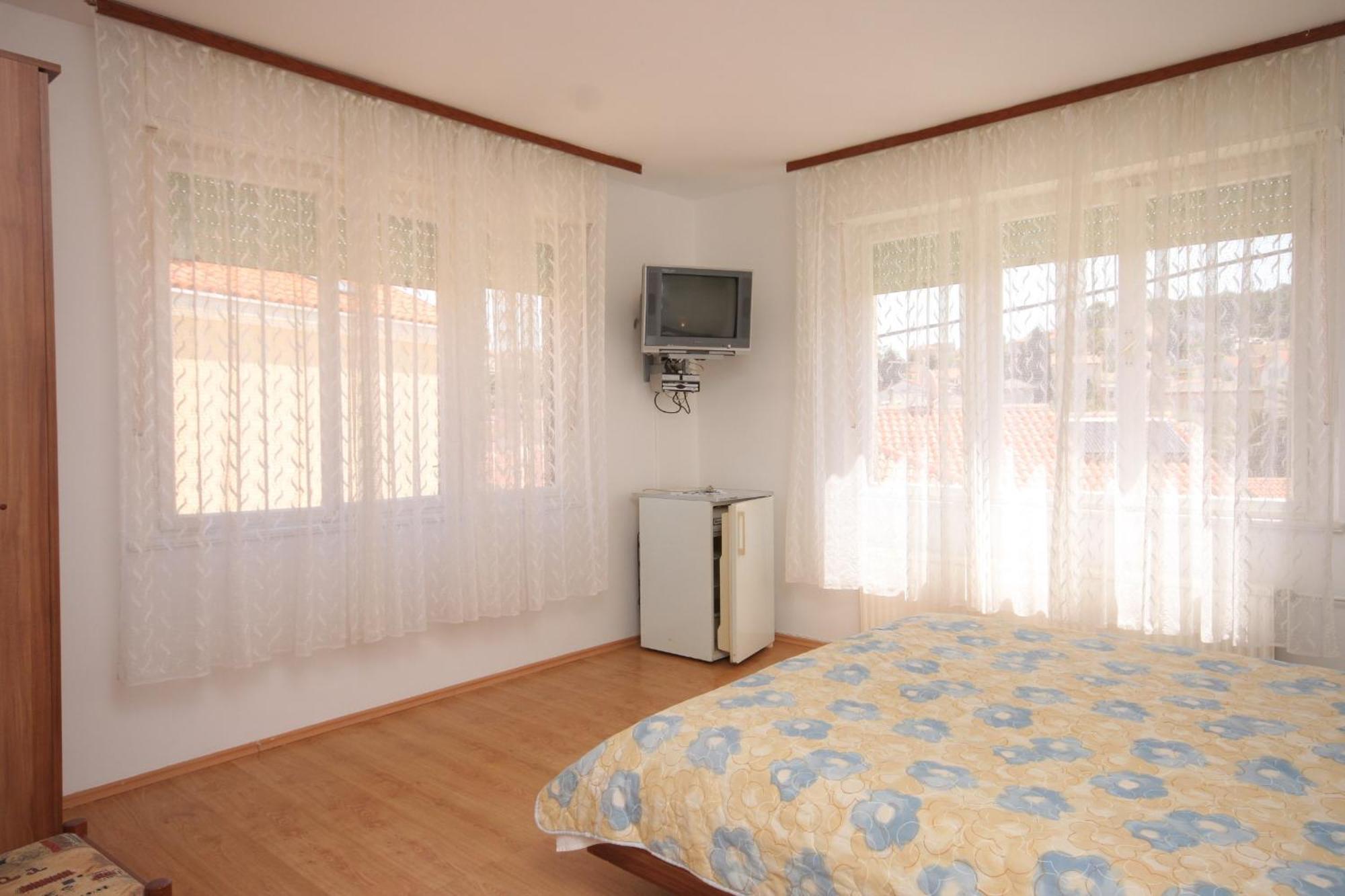 Apartments And Rooms With Parking Space Mali Lošinj Szoba fotó